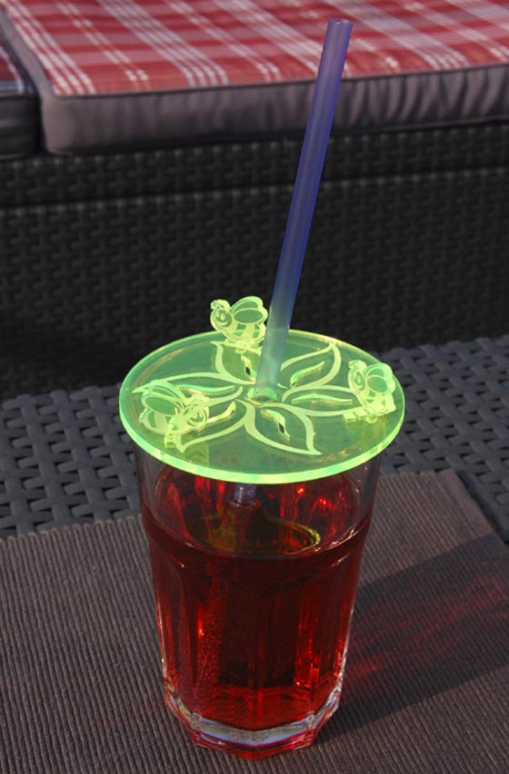 gelaserter-acrylglasdeckel-2.jpg